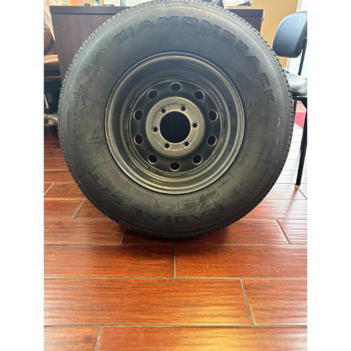 Henderson, Kentucky, Indiana, Illinois Dealer and Sales ST 235 80R16 6' Lug Tire (2)