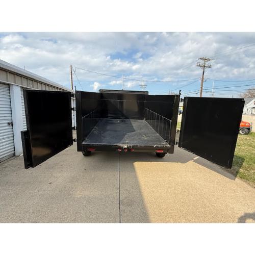 Henderson, Kentucky, Indiana, Illinois Dealer and Sales 7x12 High Side Dump Barn Doors